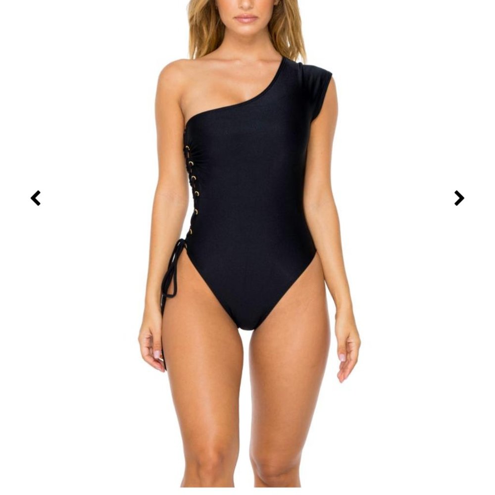 Mambo Divina One Piece Bathing Suit